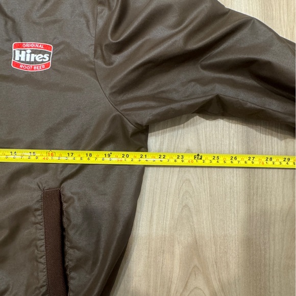 80’s/90’s Hires Rootbeer brown delivery jacket in a Men’s size medium - Picture 8 of 9
